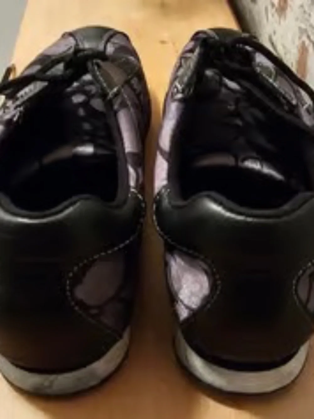 Coach Size 7 Kirby Shoes Black and grey/silver lot6529